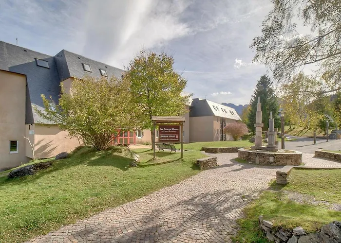 Les Gourgs Blancs - 80m Des Pistes Génos